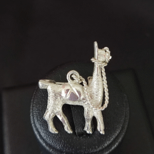 Prendedor en plata 950 Llama